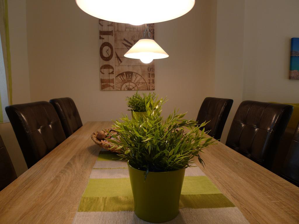Excellent Villa 보우르보우로우 외부 사진