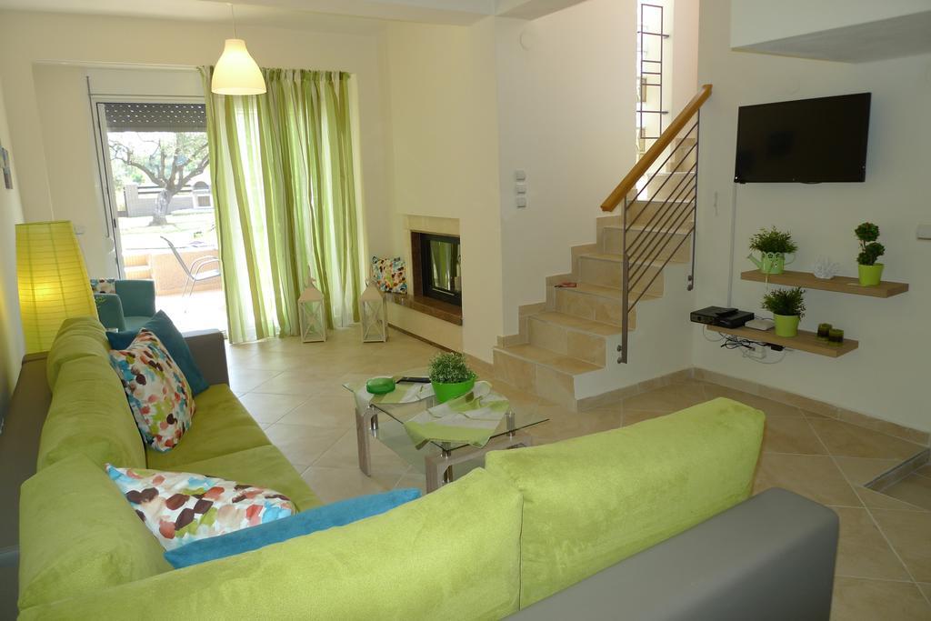 Excellent Villa 보우르보우로우 외부 사진
